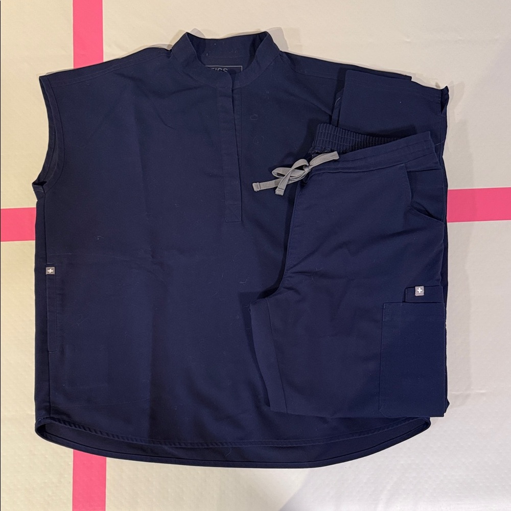 Figs Navy Blue Women's Scrub Set
